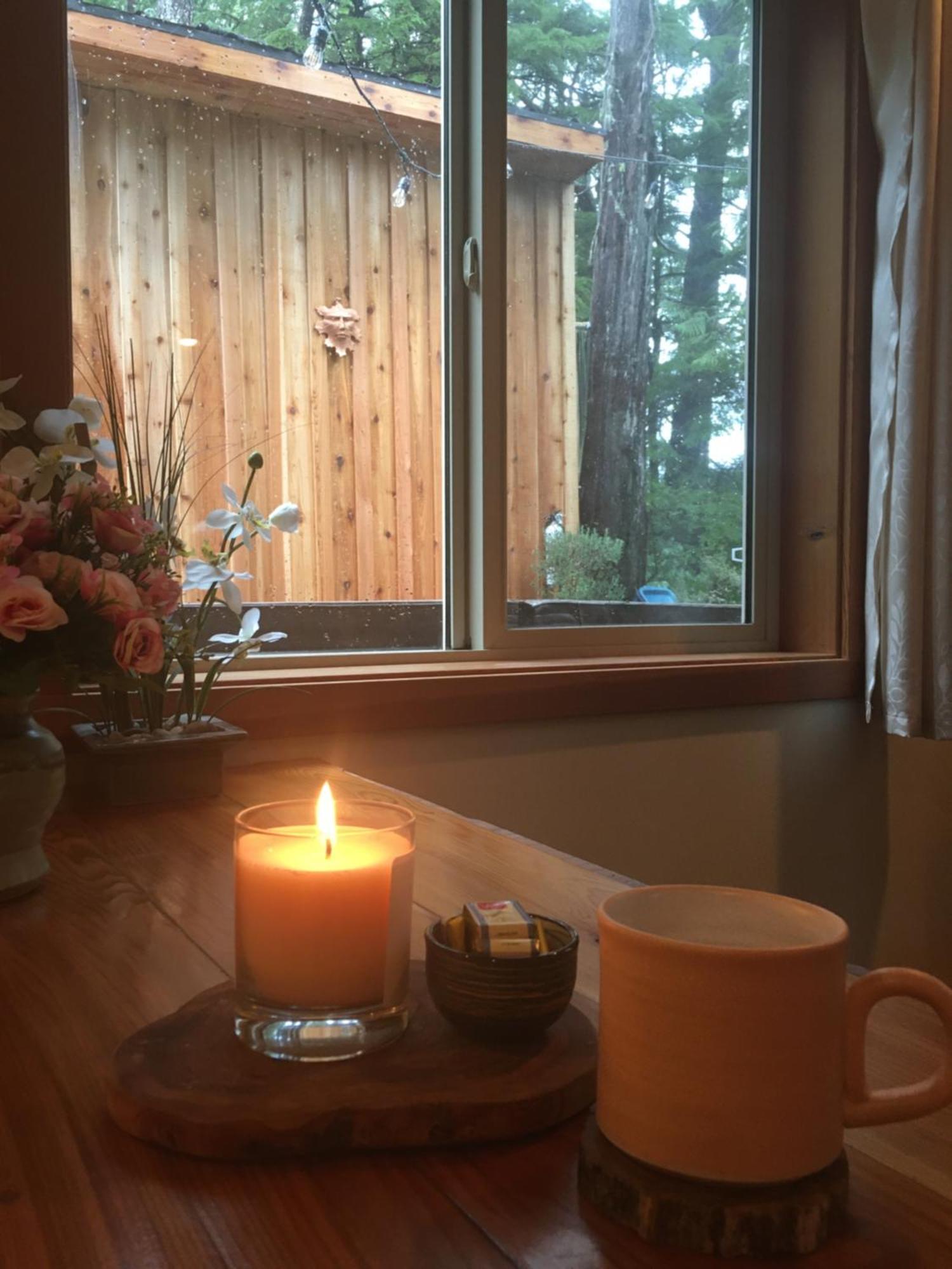 Forest Sweet Retreat Hot Tub & Wood Fired Sauna Ucluelet Buitenkant foto