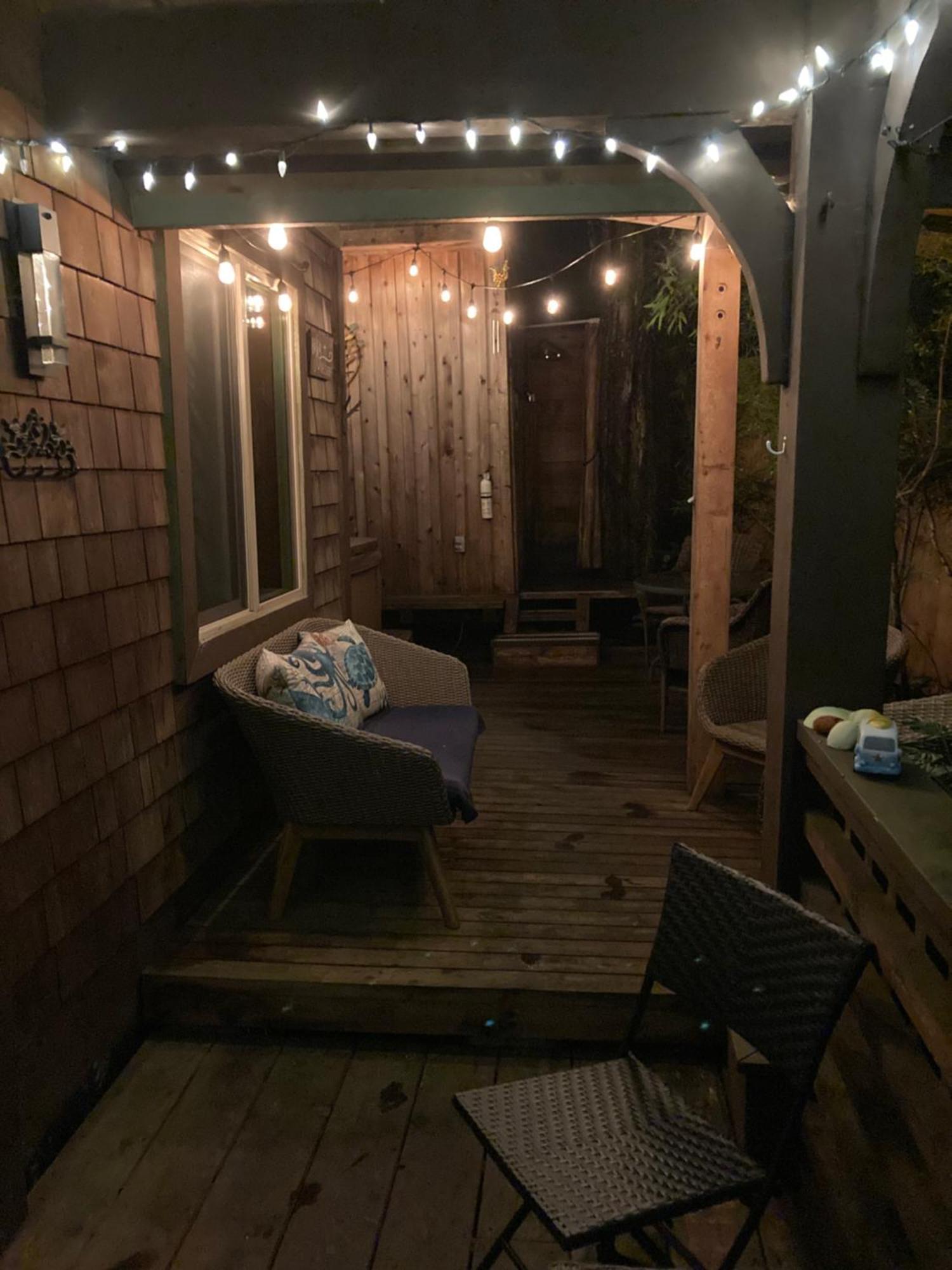 Forest Sweet Retreat Hot Tub & Wood Fired Sauna Ucluelet Buitenkant foto